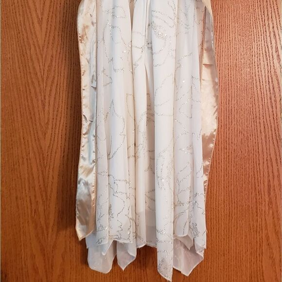 Lovely Cream Colored Formal Dress Girls Sz 8 - Picture 5 of 5